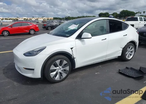 2021 Tesla Model Y Long Range Dual Motor All-Wheel Drive из США, поврежденный, VIN 5YJYGDEE3MF079911